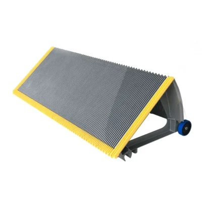 escalator step system